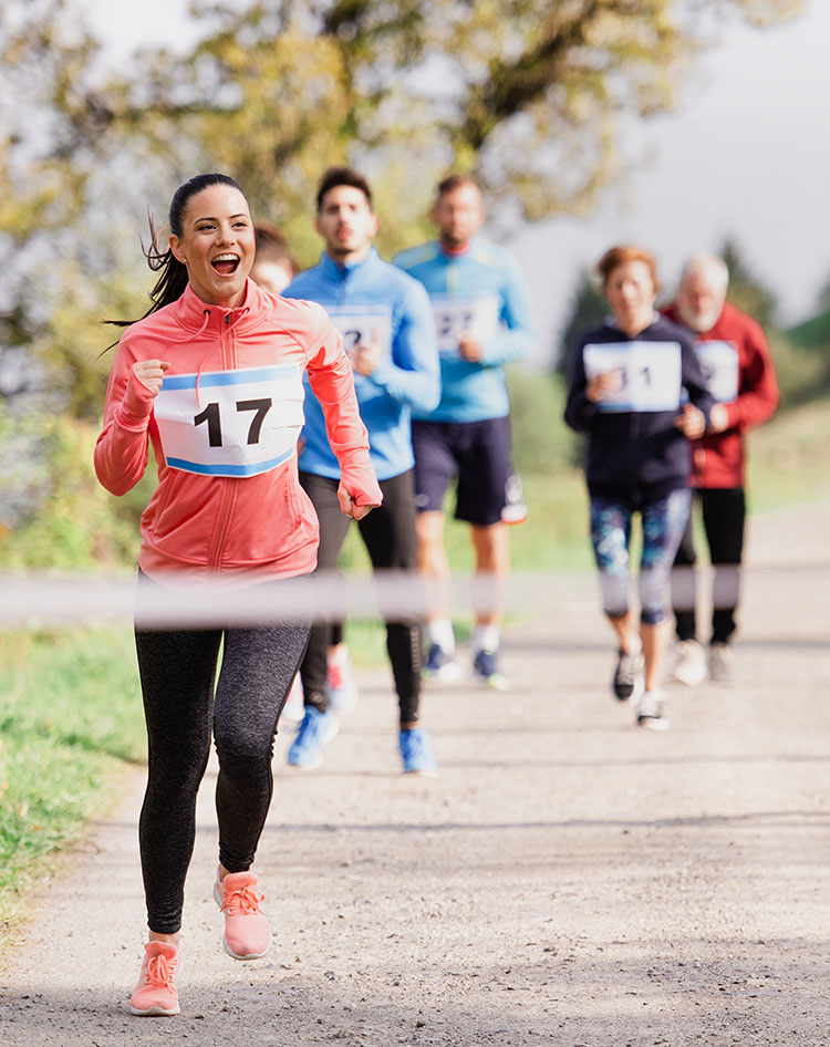 a group of runners raising funds for Friends of Roxburghe House Grampian